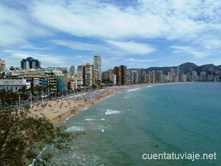 Benidorm, en la Costa Blanca, Alivante.